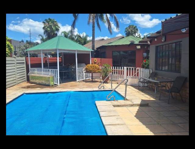 4 BEDROOM HOUSE FOR SALE IN BO-DORP